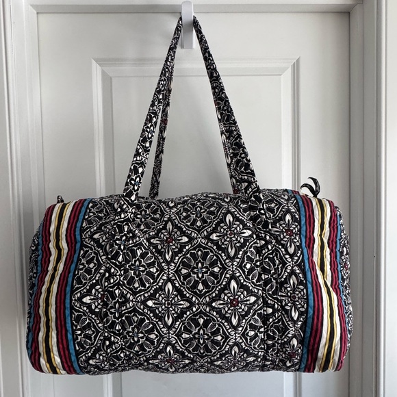 Vera Bradley Cotton Duffel Bag Black White Barcelona Print Quilted Travel Tote L - Picture 9 of 13